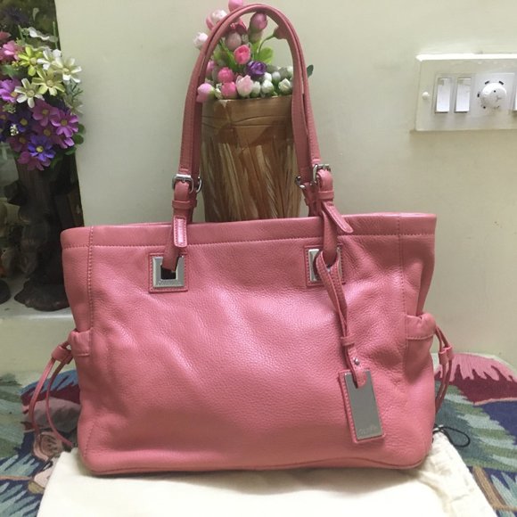 Authentic Calvin Klein Pebbled Leather Shoulder Bag - Picture 2 of 9